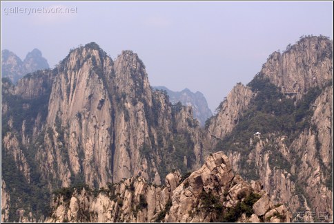 huangshan steep cliffs