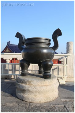 tiantan black metal pot