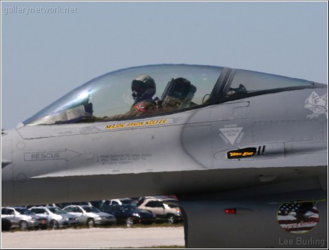 F16 cockpit and pilot