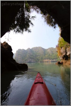 halong seacave adventure