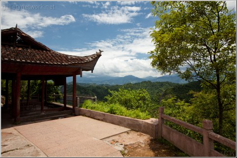 china highlands old building