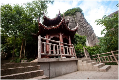 china mountaintop pagoda